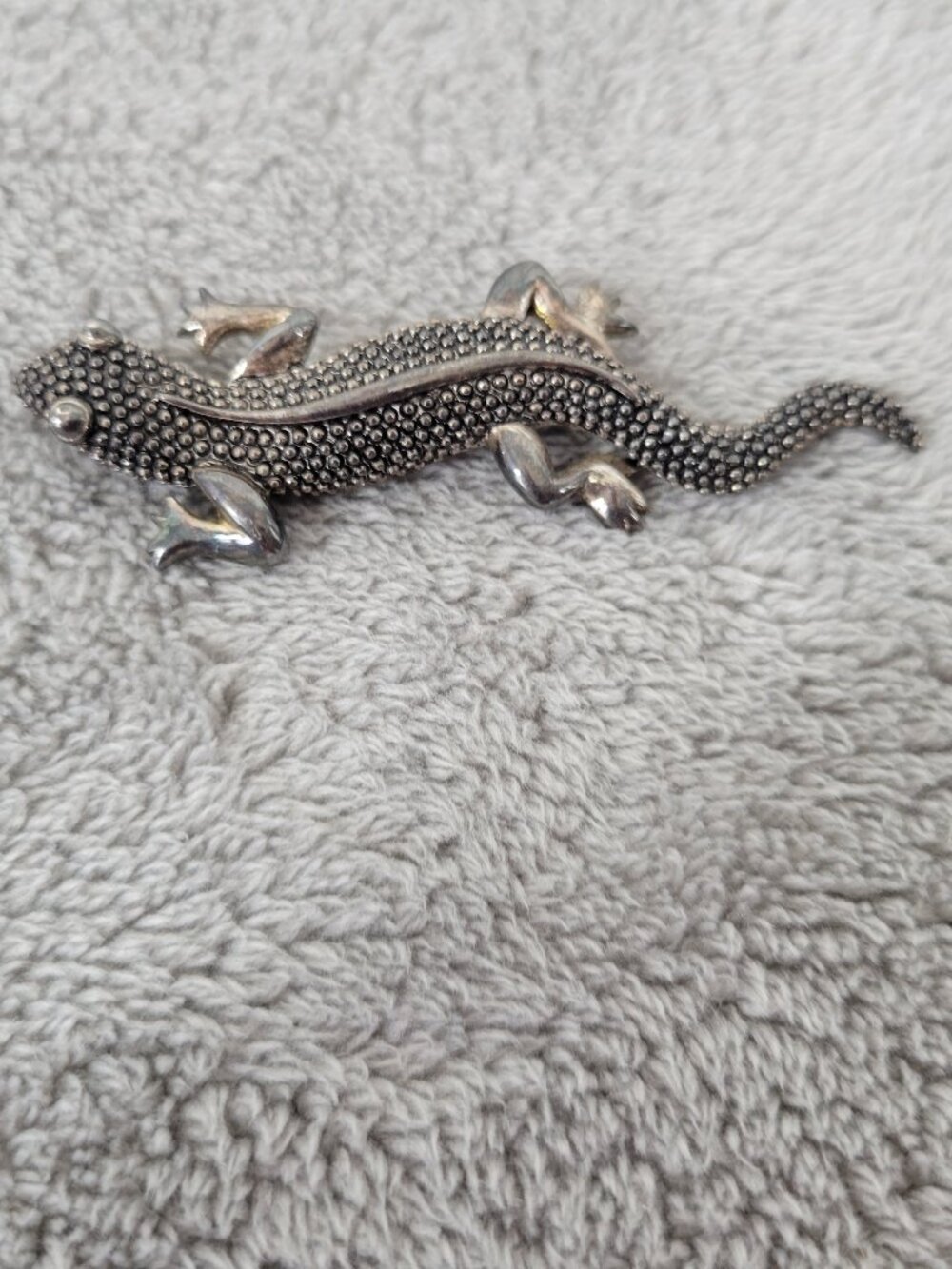 Vintage‎ Silver Tone Salamander Lizard Brooch Pin Beaded Textured Reptile P6E